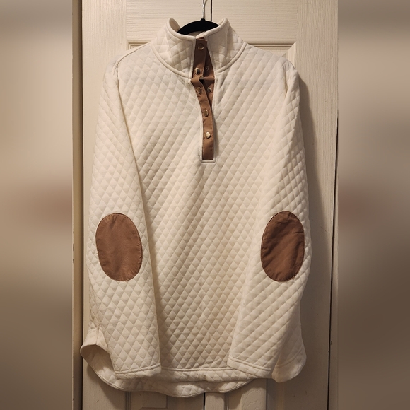 The Lucky Knot Sweaters - Quilted Snap Pullover